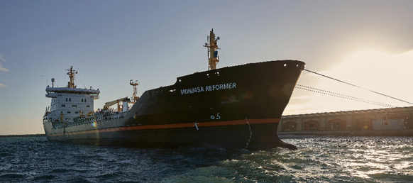 Die «Monjasa Reformer» sei am Donnerstag von der französischen Marine im Golf von Guinea geortet worden.