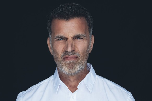 Portrait of man wrinkling nose in front of black background PUBLICATIONxINxGERxSUIxAUTxHUNxONLY CHAF001483

Portrait of Man wrinkling Nose in Front of Black Background PUBLICATIONxINxGERxSUIxAUTxHUN ...