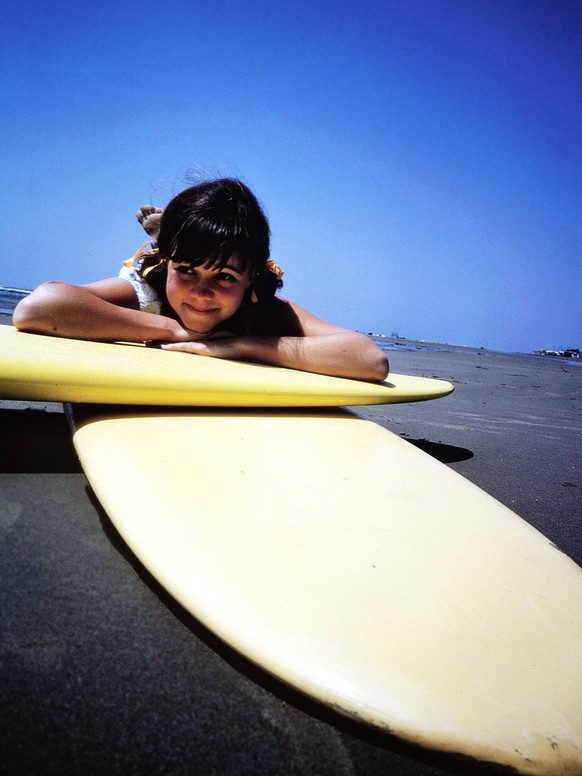 GIDGET, Sally Field 1966, 1965-1966. ph: Sheedy Long /TV Guide /Courtesy Everett Collection Ref:TSDGIDG EC015 PUBLICATIONxINxGERxSUIxAUTxONLY Copyright: xx TSDGIDG EC015