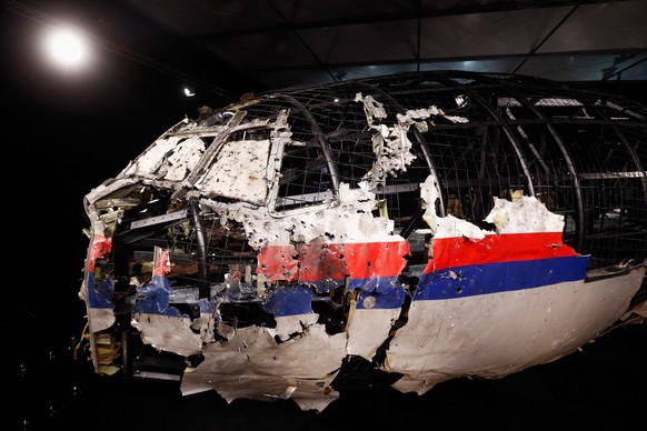 Zerstörtes Cockpit der MH17-Maschine, die 2014 über der Ostukraine abgeschossen worden war.