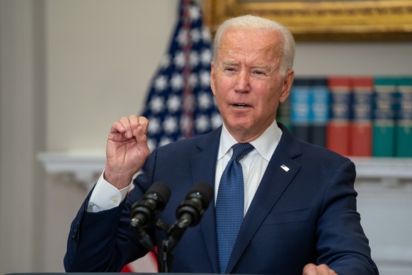 epa09425505 US President Joe Biden gives updates on his Administration&#039;s response to Hurricane Henri, as well as an update on the evacuation of American citizens, SIV applicants and their familie ...