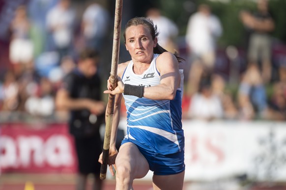 Nicole Buechler beim Stabhochsprung der Frauen am Sonntag, 1. September 2019 am Leichtathletik Meeting Gala Dei Castelli in Bellinzona. (KEYSTONE/Ti-Press/Pablo Gianinazzi)