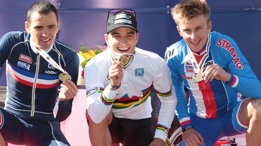 05.09.2015; Ordino/Massana; Mountainbike - WM Andorra 2015 - Elite Maenner; Julien Absalon (FRA), Nino Schurter (SUI) und Jaroslav Kulhavy (CZE) (Frederic Mons /Presse Sports/freshfocus)