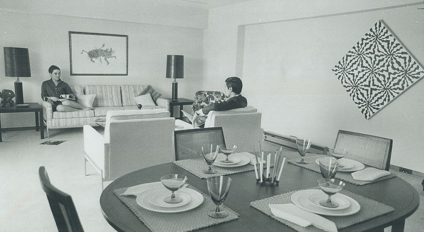 CANADA - 	22. April 1967: The apartment dweller of the future could find himself in a luxurious room - habitat style. Each Habitat apartment has its own garden and each gets some sun every day. Houses ...