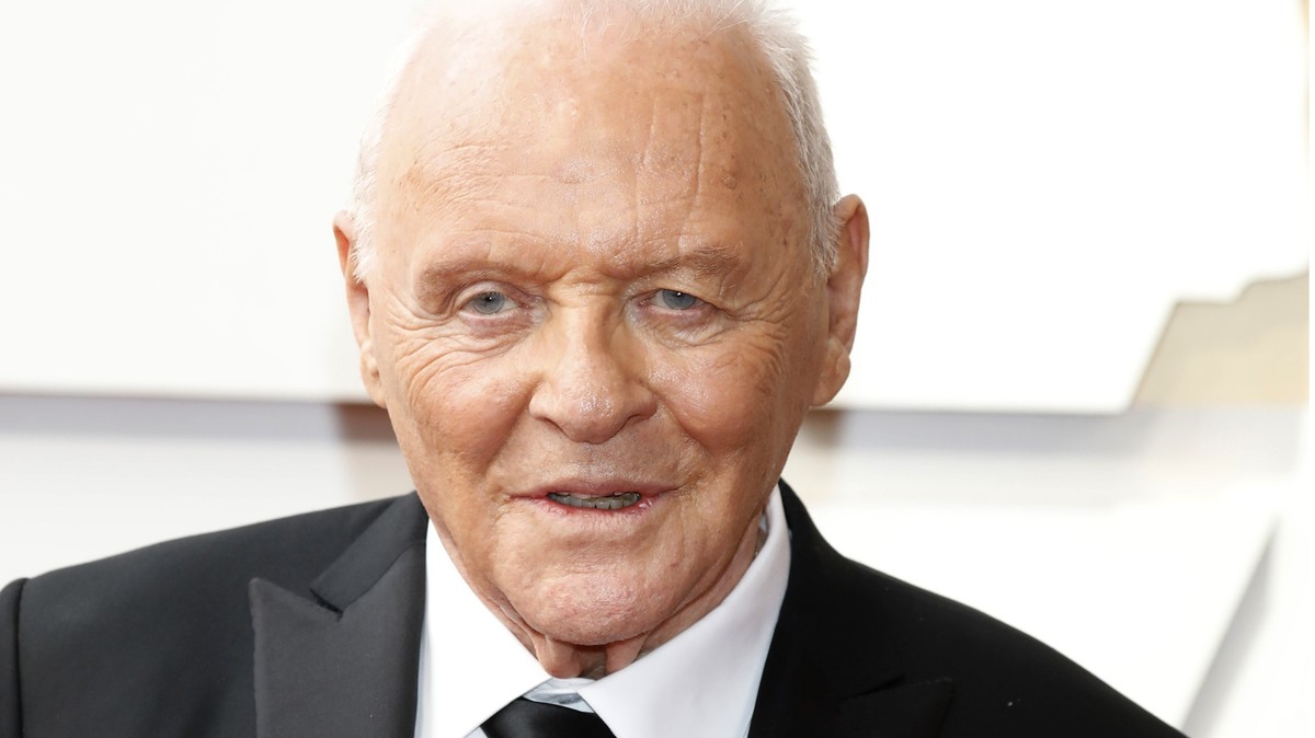 LOS ANGELES - MAR 27: Sir Anthony Hopkins at the 94th Academy Awards at Dolby Theater on March 27, 2022 in Los Angeles, CA