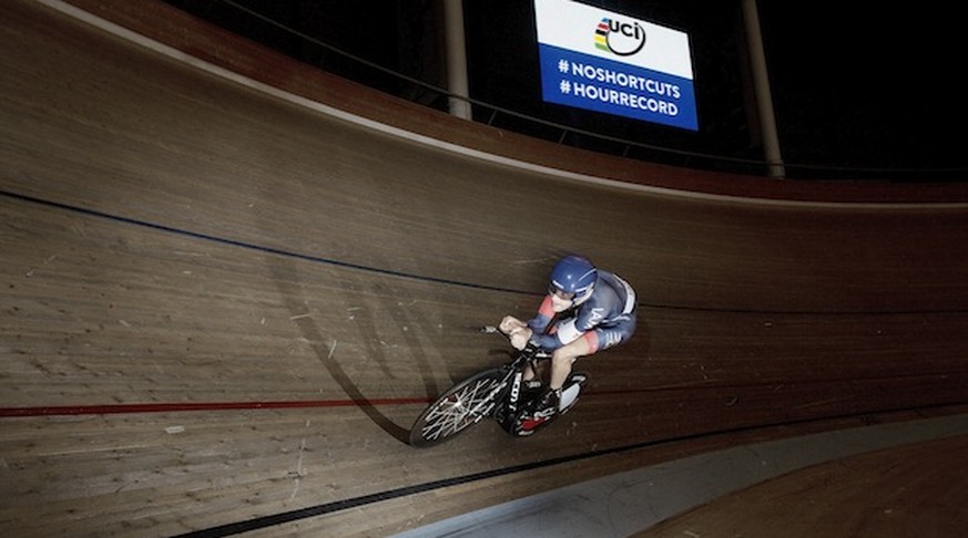 #noshortcuts heisst das Motto des Stundenweltrekord: Abkürzen geht nicht.