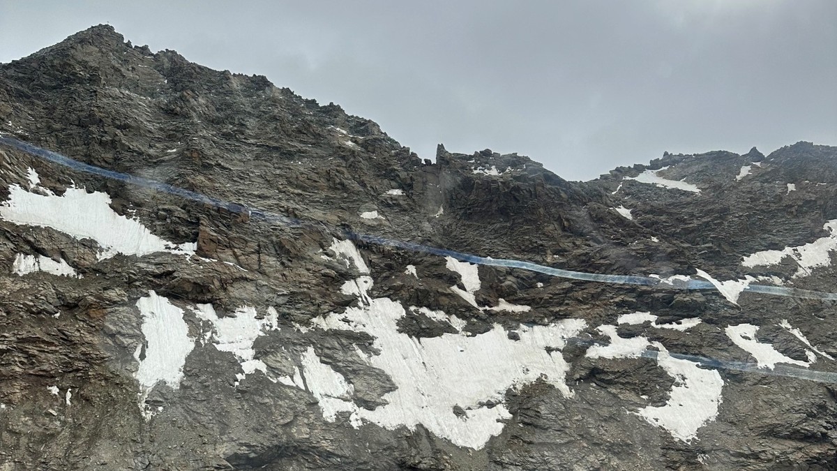 Le sommet du Stockhorn culmine à 3212 mètres d'altitude.