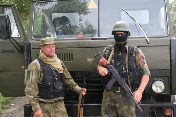 Mikael Skillt (left) and &quot;Mikola&quot; (right), Swedish volunteers in the Azov Battalion
https://commons.wikimedia.org/wiki/User:Carl_Ridderstr%C3%A5le
https://creativecommons.org/licenses/by-sa/ ...