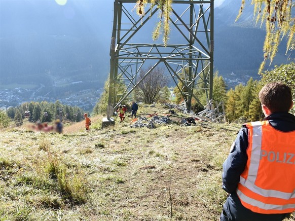 Am 13. Oktober 2022 hat sich im Gebiet Motta Naluns in Scuol ein Arbeitsunfall ereignet. Ein Arbeiter stürzte von einem Hochspannungsmast.