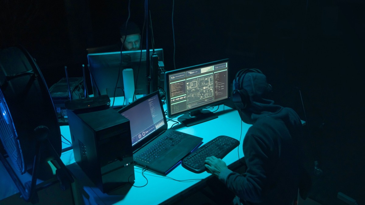 Bezirksgericht-Z-rich-spricht-Darknet-Dealertrio-schuldig