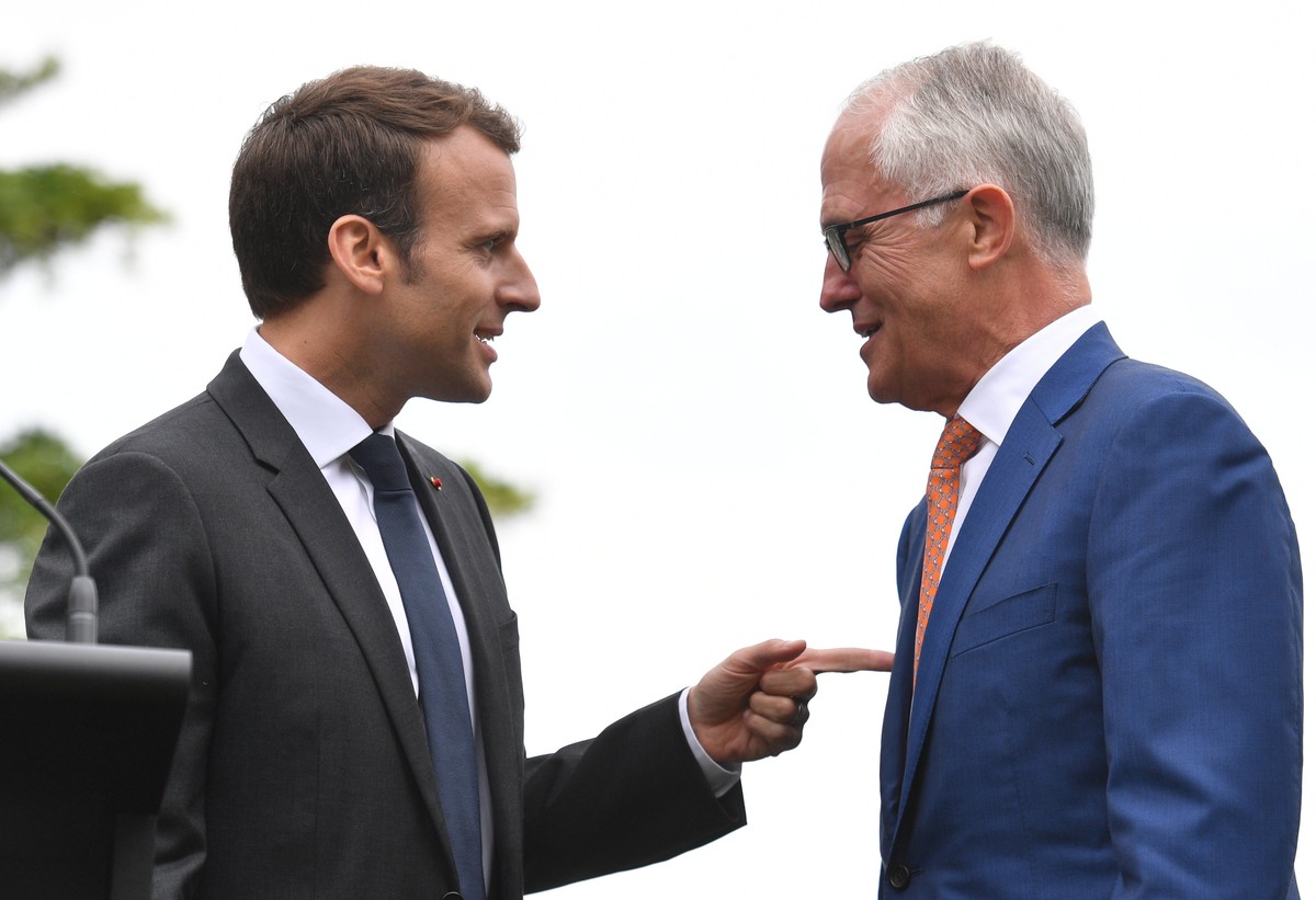 epa06705802 President of France Emmanuel Macron (L) and Australian Prime Minister Malcolm Turnbull (R) speak following a joint press conference at Kirribilli House in Sydney, Australia, 02 May 2018. P ...