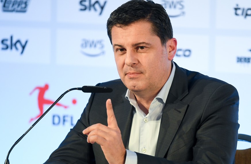 epa08298326 Christian Seifert, CEO of the DFL, attends a press conference after the general assembly of the German Football League (Deutschen Fu?üball Liga / DFL) in Frankfurt, Germany 16 March 2020.  ...