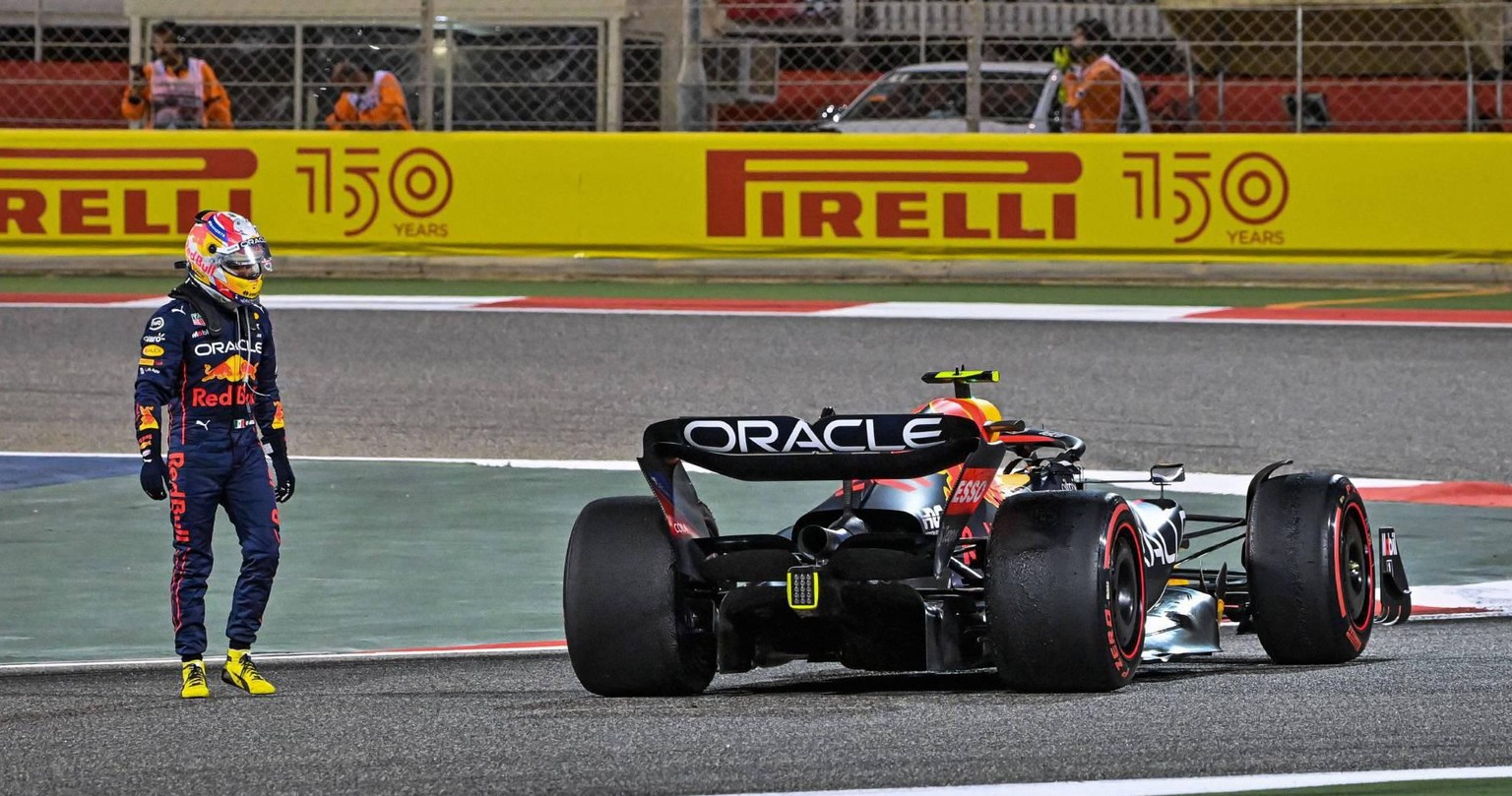Sergio Perez musste seinen Red Bull am Streckenrand abstellen.