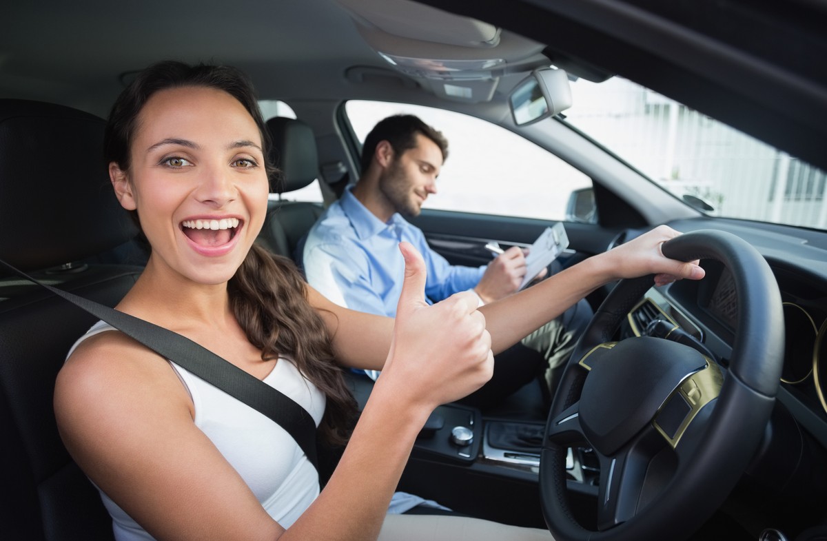 Wie gut kannst du Auto fahren? Falls du Michael heisst, bist du eine Pfeife und Ruth ist super