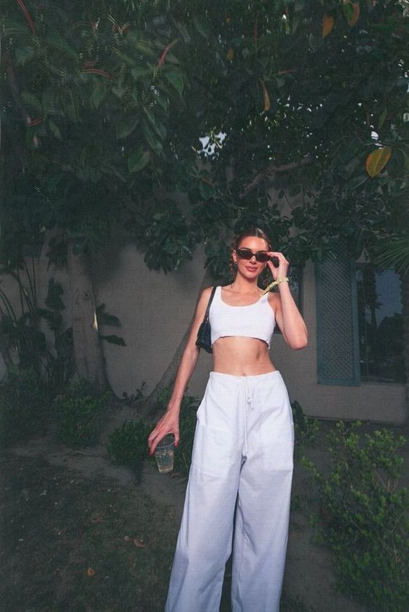 Kendall Jenner am Coachella 2022 in Normcore