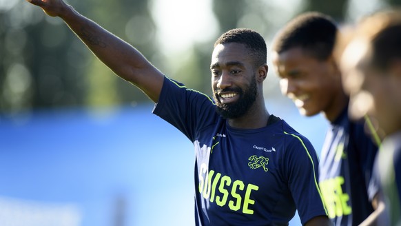 epa06851988 Switzerland&#039;s defender Johan Djourou attends a training session of the Switzerland&#039;s national soccer team at the Torpedo Stadium, in Togliatti, Russia, Saturday, June 30, 2018. T ...