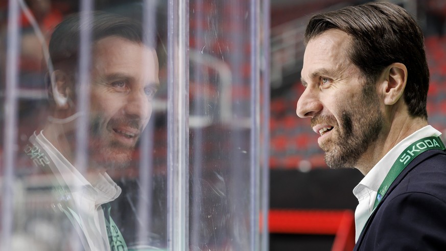 Lars Weibel, Director Sport of Swiss Ice Hockey Federation, looks the players, during an optional Switzerland team training session at the IIHF 2023 World Championship, at the Riga Arena, in Riga, Lat ...