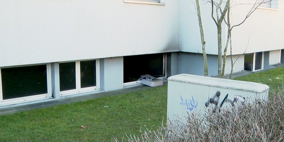 Rauchentwicklung an der Länggasse 17 in Thun. Zwei Tote wurden gefunden.
