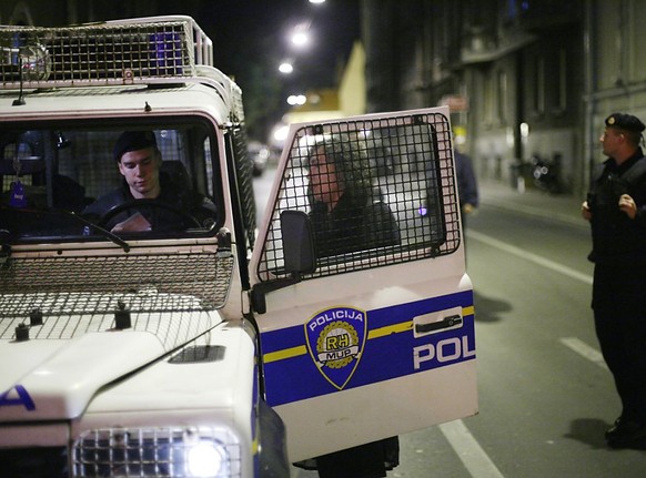 Die kroatische Polizei sucht nach einem Sechsfachmord am Donnerstagabend in der Hauptstadt Zagreb nach dem Täter. (Symbolbild)