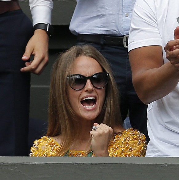 Gattin Kim mit der Judy-Murray-Gedenkfaust.