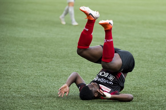 Le joueur neuchatelois Afimico Pululu, lors de la rencontre de football Super League - Challenge League de barrage match aller entre Neuchatel Xamax FCS et FC Aarau ce jeudi 30 mai 2019 au stade de la ...