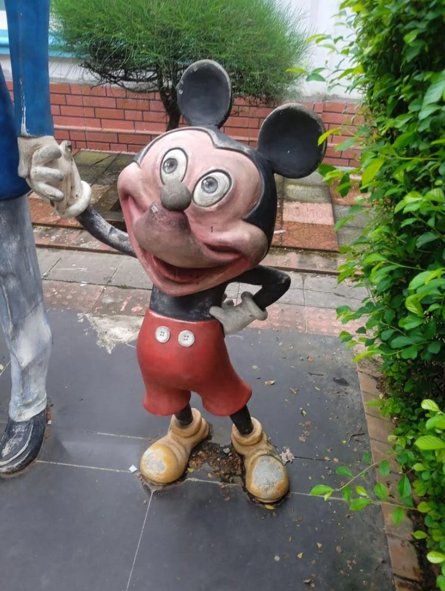 Lustige Fails: Micky Maus aus der Hölle