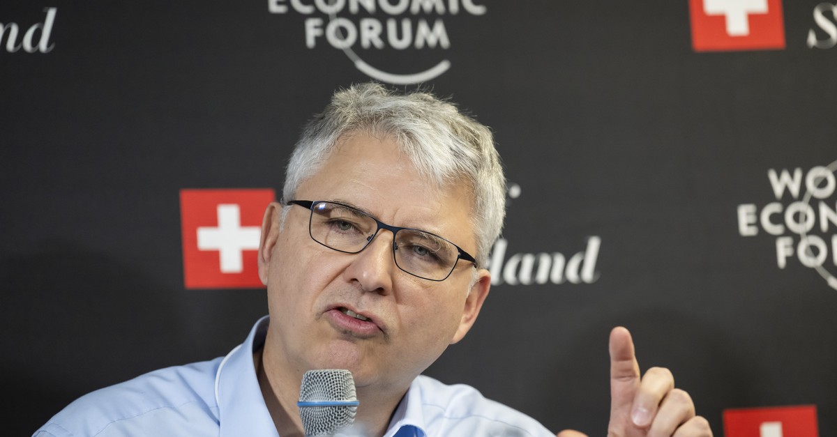 Roche-Pr-sident-bt-Kritik-In-der-Schweiz-dauert-es-jeweils-ewig-