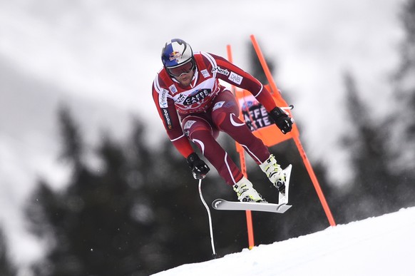 WENGEN, SWITZERLAND - JANUARY 14: (FRANCE OUT) Aksel Lund Svindal of Norway competes during the Audi FIS Alpine Ski World Cup Men&#039;s Downhill Training on January 14, 2016 in Wengen, Switzerland. ( ...