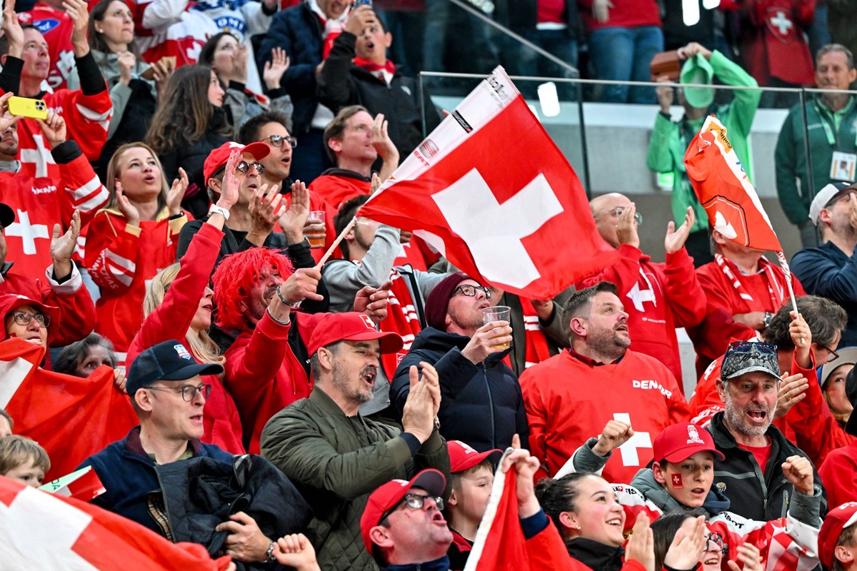 ZURICH, SWITZERLAND - MAY 16: Swiss fans celebrate during the 2026 IIHF Ice hockey, Eishockey World Championship, WM, Weltmeisterschaft Switzerland game between Switzerland and Latvia at Swiss Life Ar ...