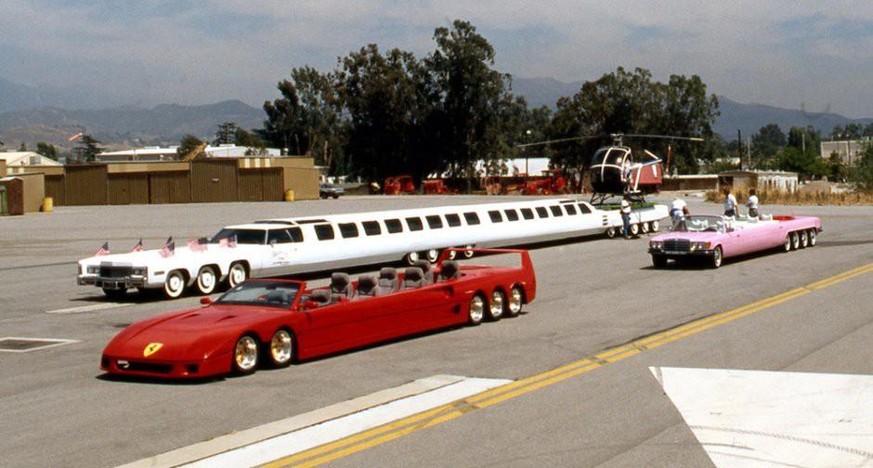 Jay Ohrberg longest ferrari f40 in the world https://www.guinnessworldrecords.com/world-records/longest-car#:~:text=A%2030.5%20m%20(100%20ft,to%20bend%20in%20the%20middle.