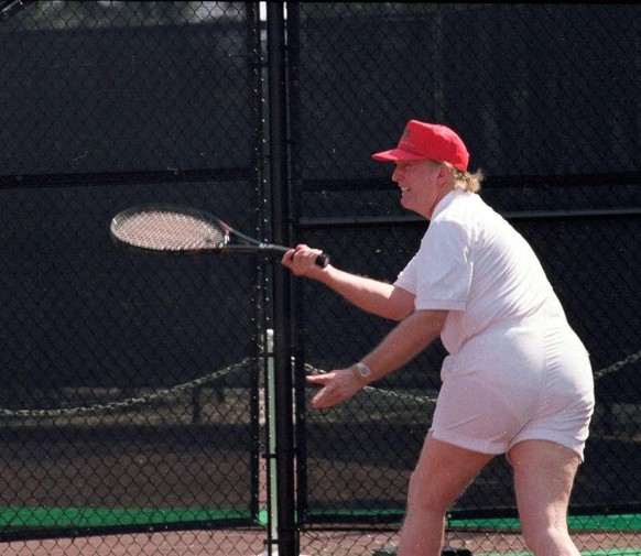 Donald Trump photographed playing tennis at Mar-A-Lago while wearing an all-white outfit, February 13, 2000.
https://www.reddit.com/r/HistoryPorn/comments/18nnpqr/donald_trump_photographed_playing_te ...