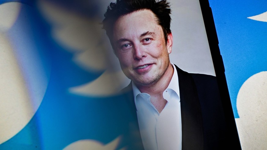 Next Elon Musk’s Twitter Change: Authenticity Mark Should Soon Cost Migros Trouble, Iran Sanctions, and Post-Bus Chaos – Here’s the Sunday News