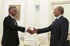 Didier Burkhalter bei einem kürzliche abgehaltenen Treffen im Kreml mit Vladimir Putin.&nbsp;