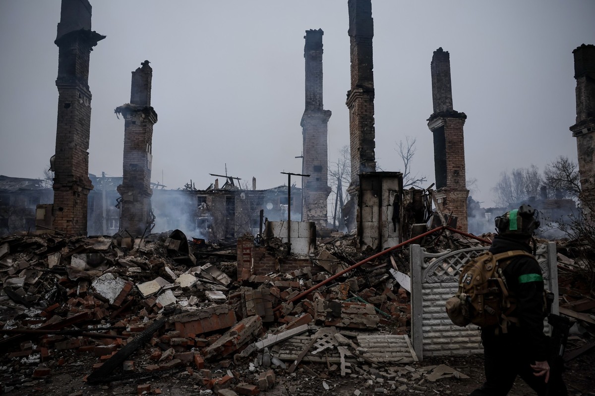 In this photo taken on Saturday Dec. 20, 2025 and provided by Ukraine's 24th Mechanized Brigade press service, ruins in the town of Kostyantynivka, the site of heavy battles with the Russian troo ...