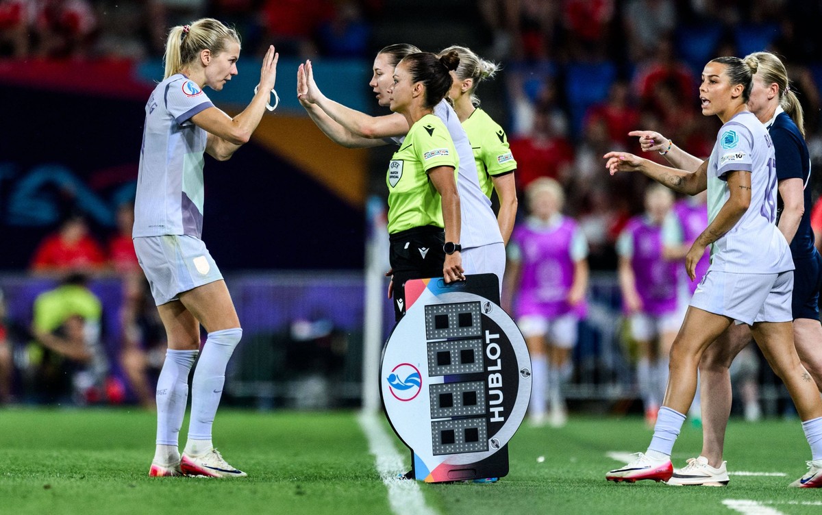 250702 Ada Hegerberg and Elisabeth Terland of Norway during the UEFA Women s Euro 2025 group stage football match between Switzerland and Norway on July 2, 2025 in Basel. Photo: Vegard Grott / BILDBYR ...