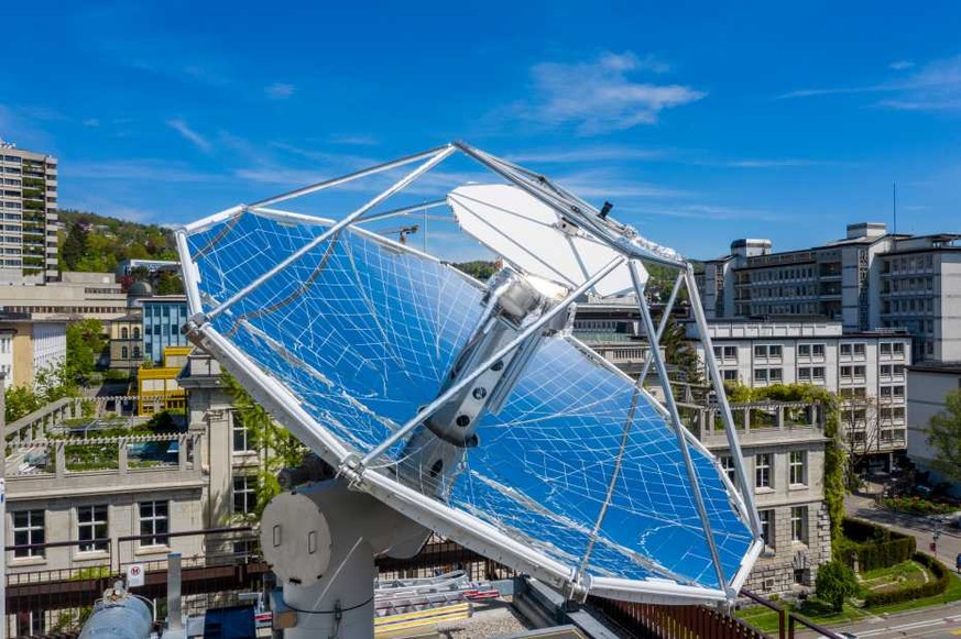 Mini-Solarraffinerie: Forschungsanlage auf dem Dach des ETH-Gebäudes an der Sonneggstrasse.