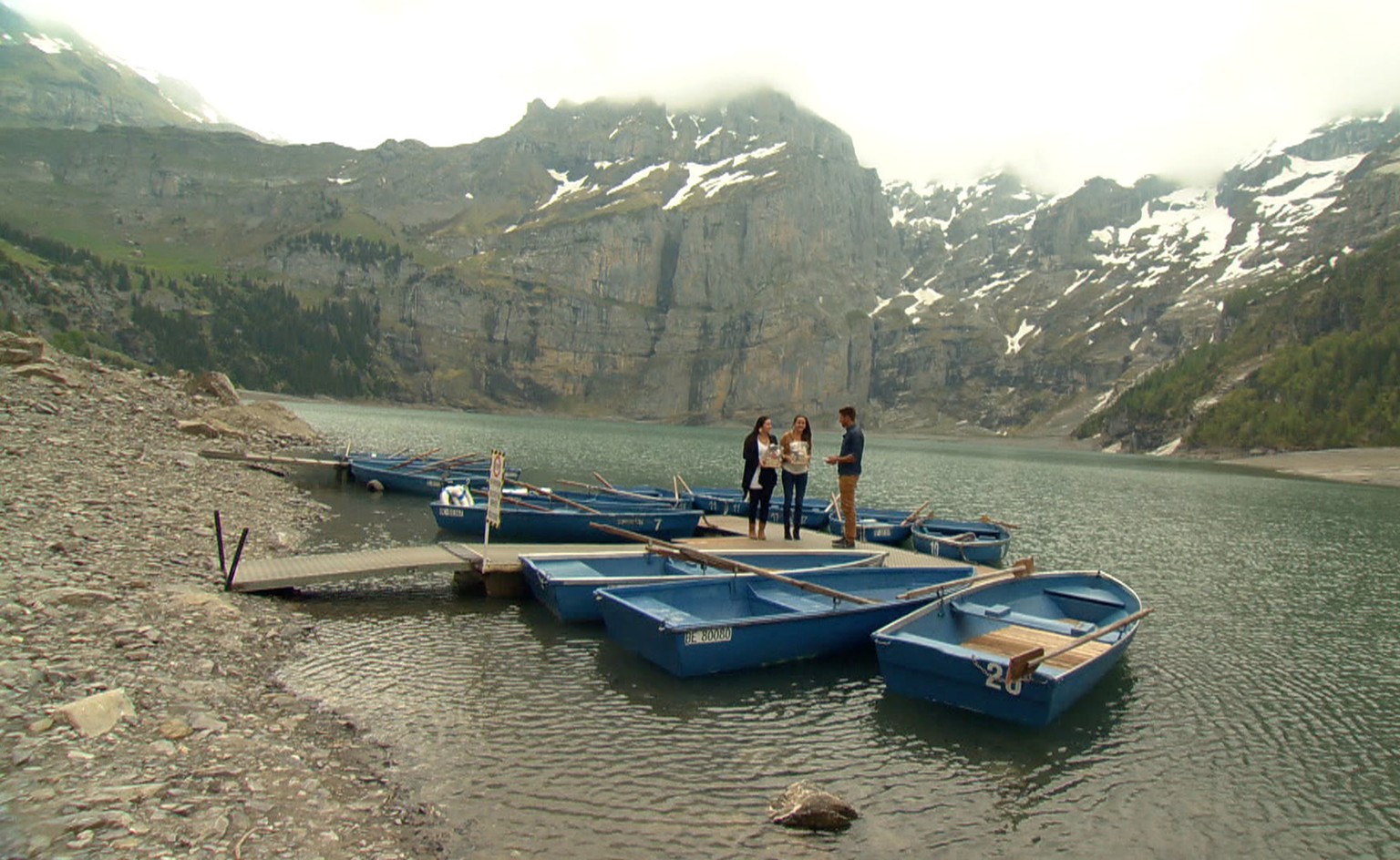 Ralph stellt Jessica (links) und Lorena auf die Probe und will «alles an Power aus ihnen herausholen, was sie parat haben».