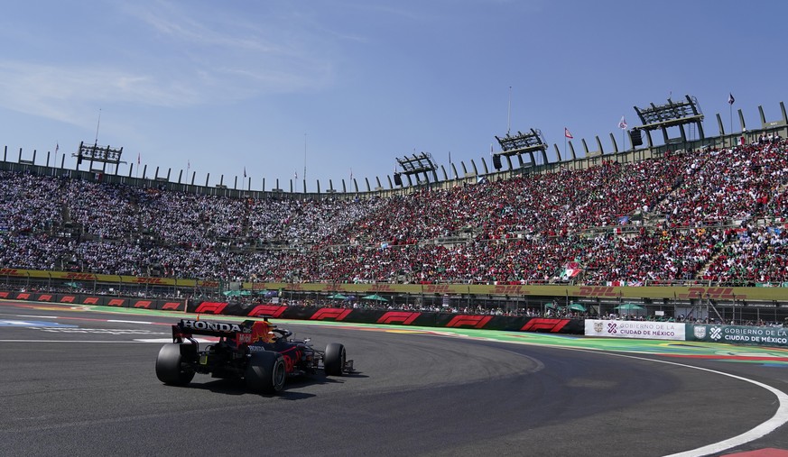 Red Bull driver Max Verstappen, of The Netherlands, drives his car during the Formula One Mexico Grand Prix auto race at the Hermanos Rodriguez racetrack in Mexico City, Sunday, Nov. 7, 2021. (AP Phot ...