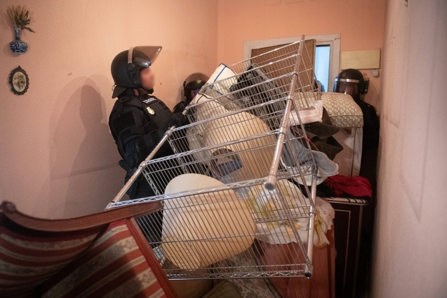Maricarmen, an 87-year-old resident of Retiro, is facing her fourth eviction attempt. Maricarmen waits at home to see if the eviction will go ahead or be stopped, on September 23, 2026, in Madrid, Spa ...