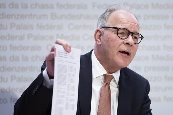 Boris Zuercher, Leiter der Direktion fuer Arbeit SECO, spricht waehrend einer Medienkonferenz zur aktuellen Situation des Coronavirus, am Dienstag, 27. Oktober 2020. (KEYSTONE/Peter Klaunzer)