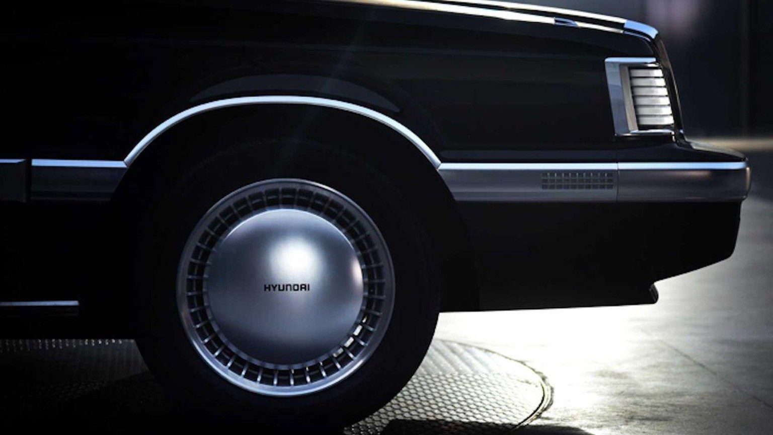 Hyundai Heritage Series Grandeur EV elektroauto retro https://www.hyundai.com/worldwide/en/company/newsroom/hyundai-motor-pays-tribute-to-original-grandeur-flagship-sedan-with-heritage-series-ev-resto ...
