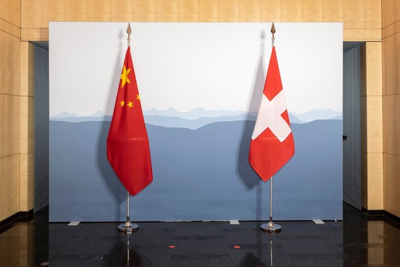 Relations between Switzerland and China are under scrutiny.