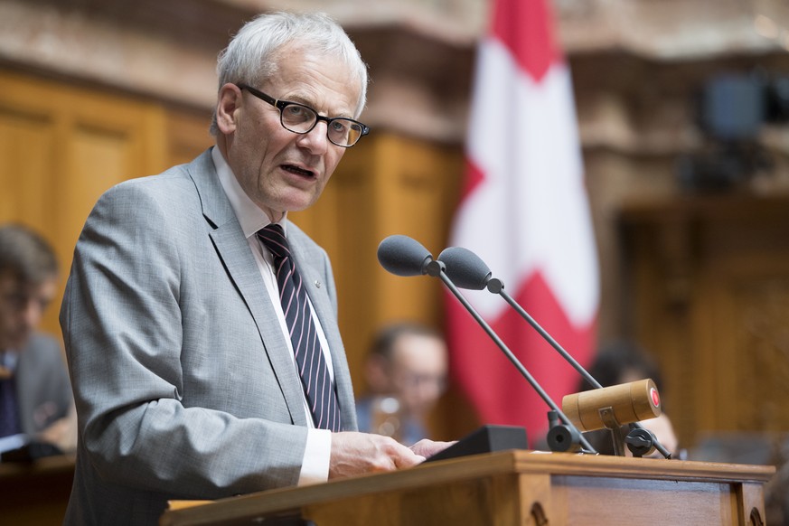 Kurt Fluri, FDP-SO, spricht an der Herbstsession der Eidgenoessischen Raete in der Debatte zur Steuerung der Zuwanderung und
Vollzugsverbesserungen bei den Freizuegigkeitsabkommen, am Mittwoch, 21. S ...