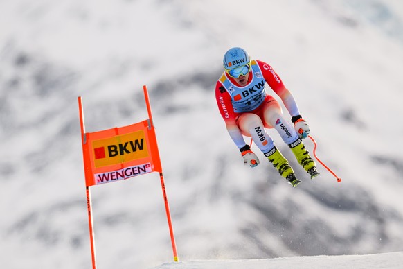epa11067603 Stefan Rogentin of Switzerland in action during the men&#039;s downhill training race of the FIS Alpine Skiing World Cup in Wengen, Switzerland, 10 January 2024. EPA/JEAN-CHRISTOPHE BOTT