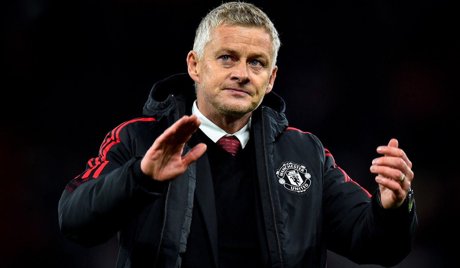 epa09535107 Manchester United&#039;s head coach Ole Gunnar Solskjaer reacts following the UEFA Champions League group F soccer match between Manchester United and Atalanta BC in Manchester, Britain, 2 ...