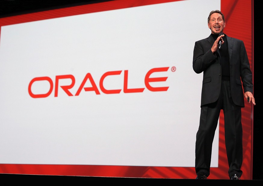 Larry Ellison hat die Firma Oracle gegründet, die später für ihre Datenbanksysteme bekannt und zu einem Milliardenkonzern werden sollte.