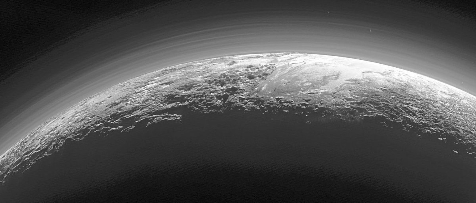 Die Atmosphäre des Pluto machte die Nasa-Sonde New Horizons bei ihrem Vorüberflug 2015 sichtbar.