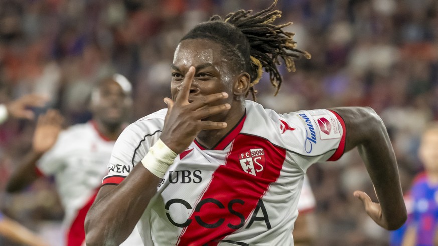 Doppeltorschuetze Winsley Boteli (SIO) jubelt nach dem Tor zum 1:2 im Fussball Meisterschaftsspiel der Regular Season der Swiss Super League zwischen dem FC Basel 1893 und dem FC Sion im Stadion St. J ...