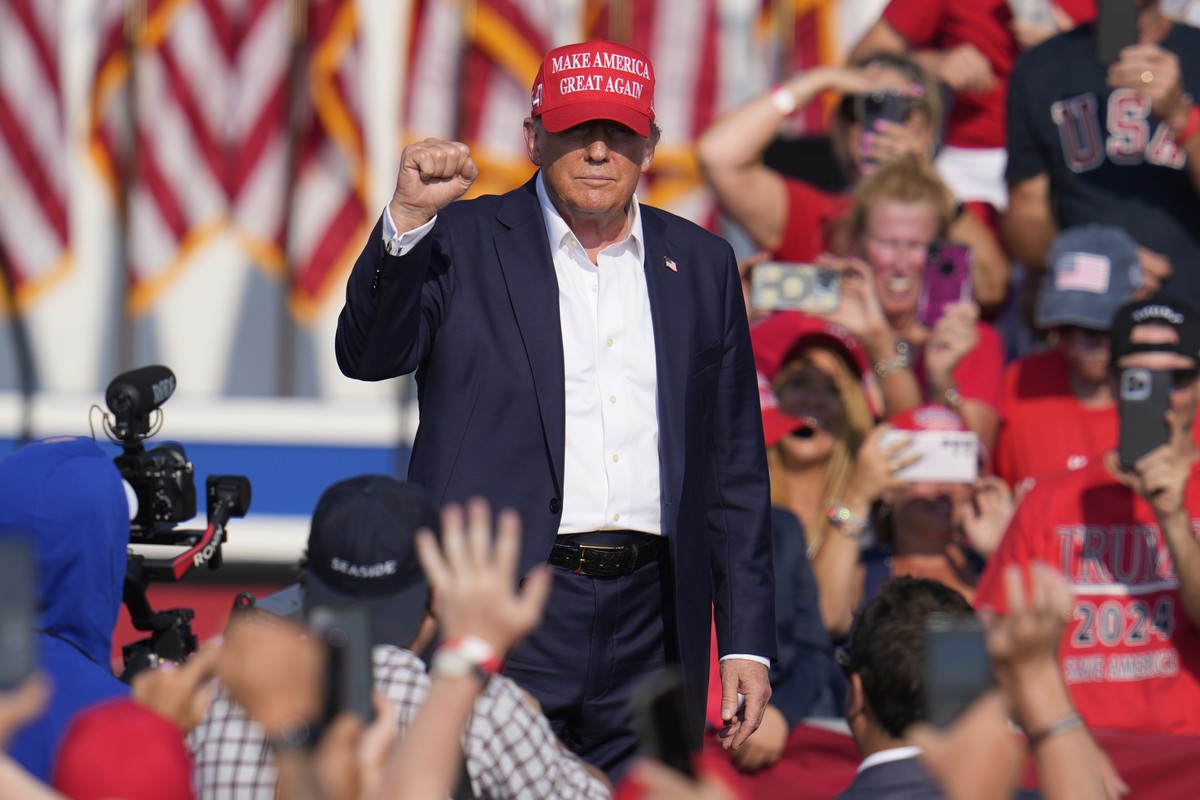 Republican presidential candidate former President Donald Trump arrives for a campaign event in Butler, Pa., on Saturday, July 13, 2024. (AP Photo/Gene J. Puskar)