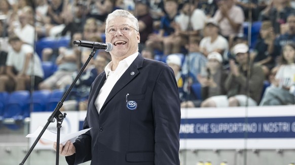Club Praesident Filippo Lombardi anlaesslich der Praesentation der Eishockey Mannschaft von Ambri Piotta, am Sonntag, 28. Juli 2024, in Ambri. (KEYSTONE/Ti-Press/ Pablo Gianinazzi)